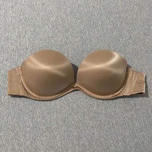 Victoria’s Secret strapless bra Nude